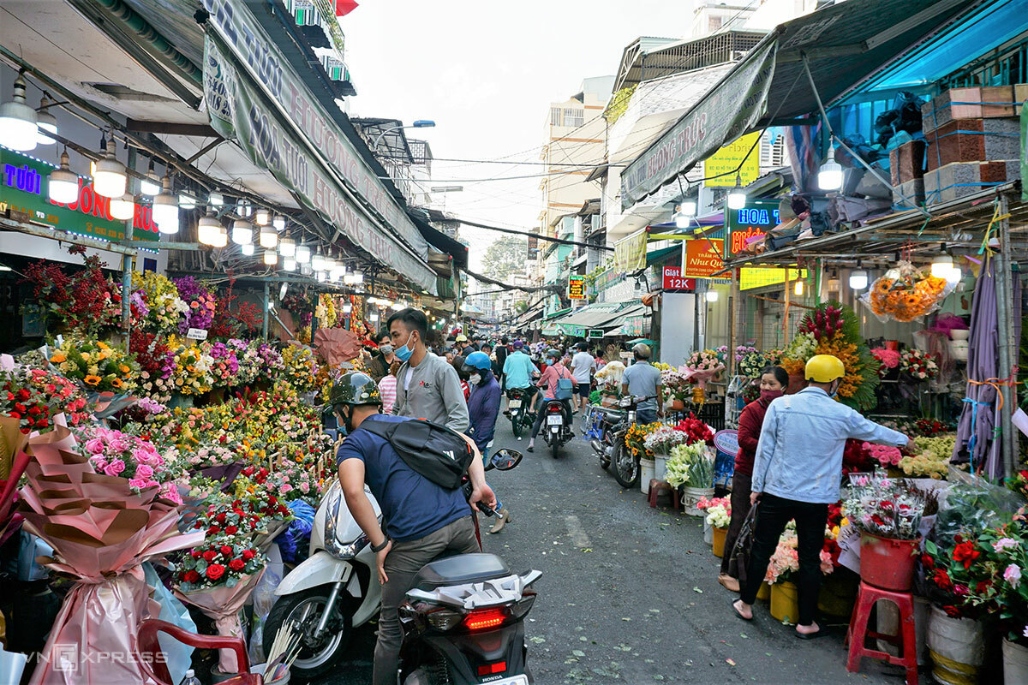 Chợ Hoa Thị Kỷ là điểm đến hấp dẫn cho du khách